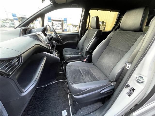 ヴォクシー ＺＳ　煌ＩＩＩ　禁煙車／純正９型ナビ／バックカメラ／両側パワースライドドア／ハーフレザーシート／クルーズコントロール／ＬＥＤヘッドライト／オートマチックハイビーム／クリアランスソナー／ビルトインＥＴＣ２．０（20枚目）