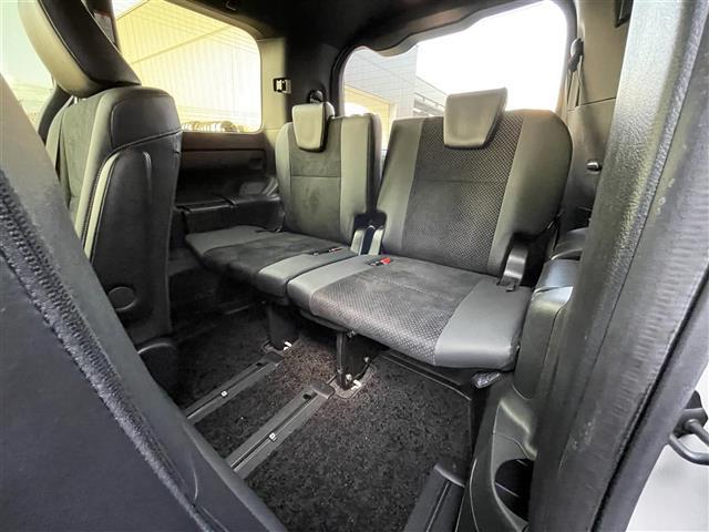 ヴォクシー ＺＳ　煌ＩＩＩ　禁煙車／純正９型ナビ／バックカメラ／両側パワースライドドア／ハーフレザーシート／クルーズコントロール／ＬＥＤヘッドライト／オートマチックハイビーム／クリアランスソナー／ビルトインＥＴＣ２．０（23枚目）