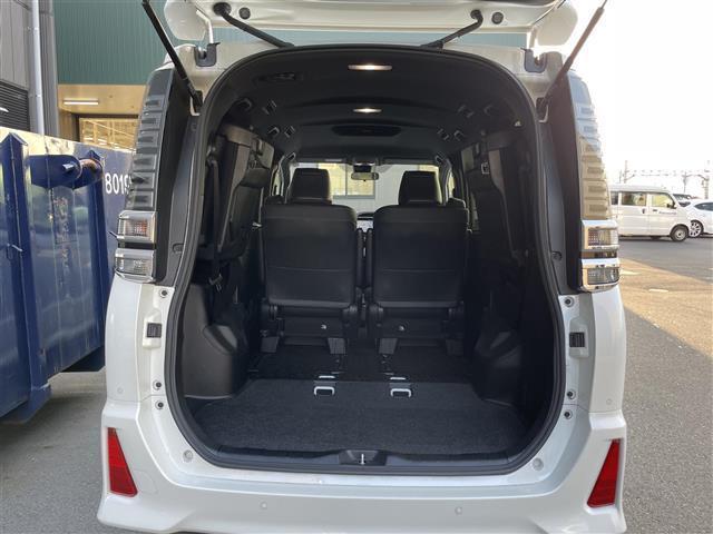 ヴォクシー ＺＳ　煌ＩＩＩ　禁煙車／純正９型ナビ／バックカメラ／両側パワースライドドア／ハーフレザーシート／クルーズコントロール／ＬＥＤヘッドライト／オートマチックハイビーム／クリアランスソナー／ビルトインＥＴＣ２．０（25枚目）