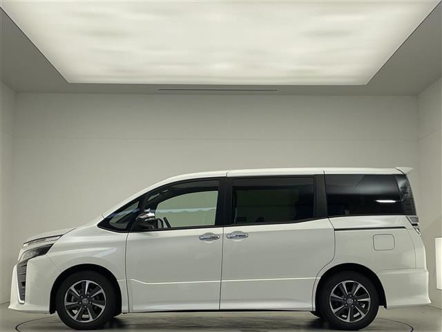 ヴォクシー ＺＳ　煌ＩＩＩ　禁煙車／純正９型ナビ／バックカメラ／両側パワースライドドア／ハーフレザーシート／クルーズコントロール／ＬＥＤヘッドライト／オートマチックハイビーム／クリアランスソナー／ビルトインＥＴＣ２．０（31枚目）