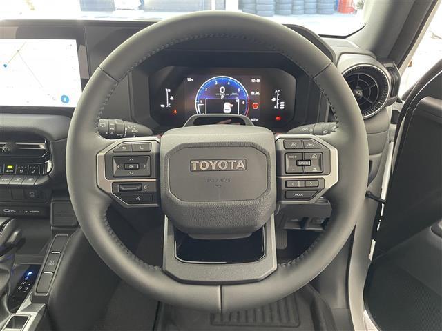 ランドクルーザー250 VX 純正12.3インチナビ/パノラミックビューモニター/サンルーフ/デジタルインナーミラー/純正トレーラーヒッチ/前後ドライブレコーダー/パワーバックドア/レーダークルーズコントロール/純正アルミホイール(13枚目)