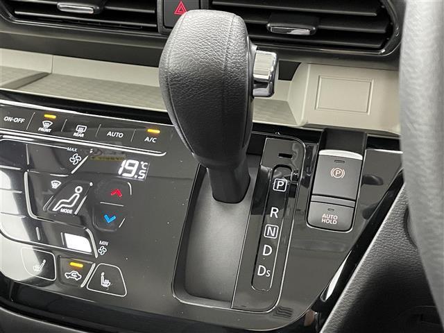 デリカミニ Ｔ　プレミアム　届出済未使用車／純正９型ディスプレイオーディオ／両側パワースライドドア／ハーフレザーシート／全方位カメラ／ＭＩ－ＰＩＬＯＴ／クリアランスソナー／レーンキープアシスト／ＬＥＤ／オートハイビーム（15枚目）