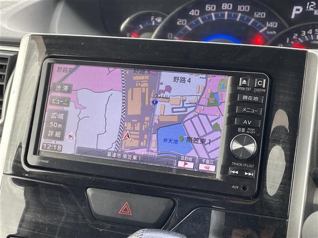 タント カスタムＲＳ　トップエディションＳＡ　禁煙車／純正ナビ／Ｂｌｕｅｔｏｏｔｈ／フルセグＴＶ／バックカメラ／ＥＴＣ／ハーフレザーシート／ＬＥＤライト／両側パワースライドドア／衝突被害軽減システム／ステアリングスイッチ／スマートキー（3枚目）