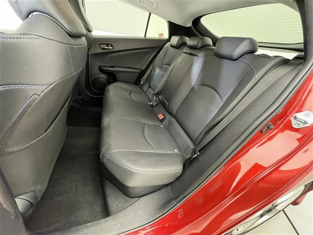 プリウス Ａツーリングセレクション　禁煙車／社外エアロ／ＬＥＤヘッドライト／コーナーセンサー／ブラインドスポットモニター／パーキングアシスト／ドラレコ／追従クルーズコントロール／シートヒーター／バックカメラ／Ｂｌｕｅｔｏｏｔｈ（23枚目）