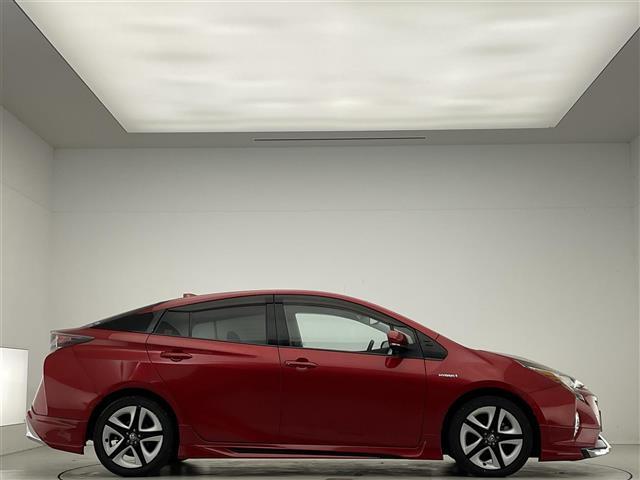 プリウス Ａツーリングセレクション　禁煙車／社外エアロ／ＬＥＤヘッドライト／コーナーセンサー／ブラインドスポットモニター／パーキングアシスト／ドラレコ／追従クルーズコントロール／シートヒーター／バックカメラ／Ｂｌｕｅｔｏｏｔｈ（33枚目）