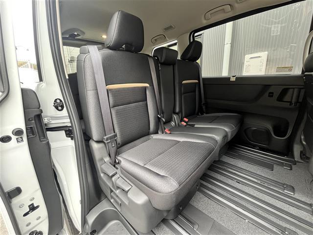 セレナ e-パワー ハイウェイスターV 禁煙車/純正12.3インチナビ/全方位カメラ/デジタルインナーミラー/フリップダウンモニター/両側パワースライドドア/ハーフレザーシート/前後ドラレコ/前後コーナーセンサー/追従クルーズコントロール(24枚目)