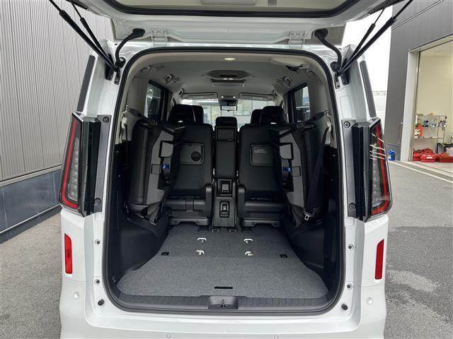 セレナ e-パワー ハイウェイスターV 禁煙車/純正12.3インチナビ/全方位カメラ/デジタルインナーミラー/フリップダウンモニター/両側パワースライドドア/ハーフレザーシート/前後ドラレコ/前後コーナーセンサー/追従クルーズコントロール(27枚目)