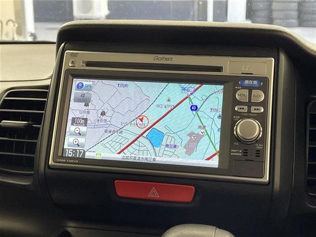 N-BOXカスタム G 純正ナビ/バックカメラ/両側パワースライドドア/HIDヘッドライト/オートライト/ETC/純正フロアマット/プッシュスタート/スマートキー(3枚目)