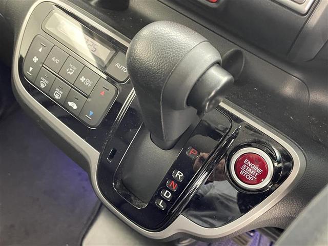 N-BOXカスタム G 純正ナビ/バックカメラ/両側パワースライドドア/HIDヘッドライト/オートライト/ETC/純正フロアマット/プッシュスタート/スマートキー(11枚目)