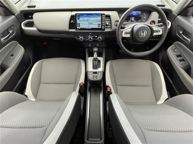 フィット e:HEVクロスター 純正9型ナビ/バックカメラ/前後ドライブレコーダー/クリアランスソナー/追従クルーズコントロール/前後ドライブレコーダー/クリアランスソナー/LEDヘッドライト/オートハイビーム/ETC(2枚目)