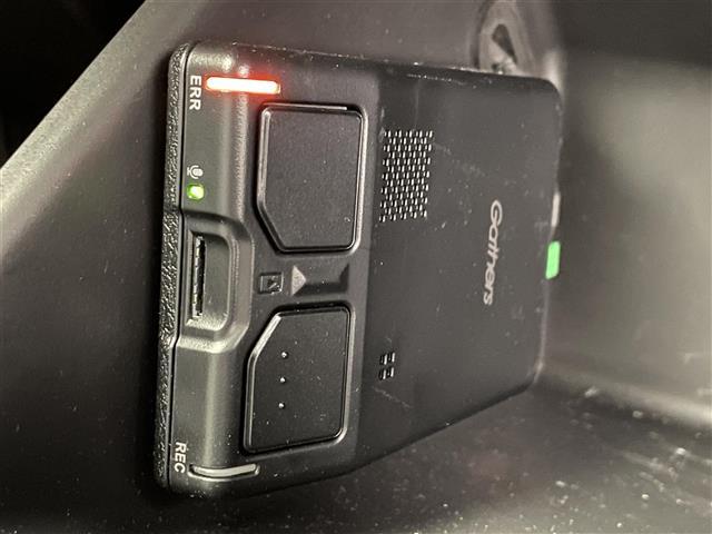 フィット e:HEVクロスター 純正9型ナビ/バックカメラ/前後ドライブレコーダー/クリアランスソナー/追従クルーズコントロール/前後ドライブレコーダー/クリアランスソナー/LEDヘッドライト/オートハイビーム/ETC(6枚目)