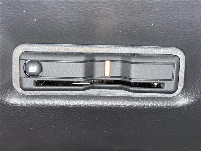 フィット e:HEVクロスター 純正9型ナビ/バックカメラ/前後ドライブレコーダー/クリアランスソナー/追従クルーズコントロール/前後ドライブレコーダー/クリアランスソナー/LEDヘッドライト/オートハイビーム/ETC(7枚目)