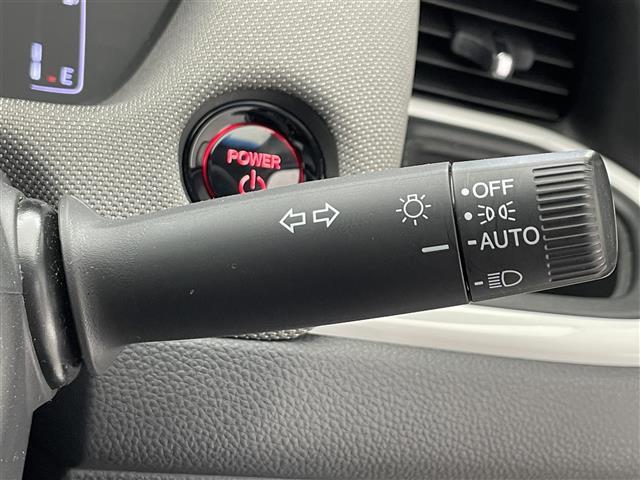 フィット e:HEVクロスター 純正9型ナビ/バックカメラ/前後ドライブレコーダー/クリアランスソナー/追従クルーズコントロール/前後ドライブレコーダー/クリアランスソナー/LEDヘッドライト/オートハイビーム/ETC(14枚目)