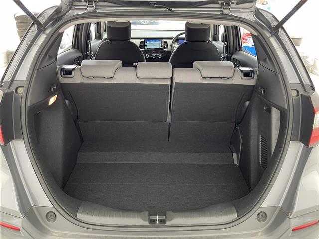 フィット e:HEVクロスター 純正9型ナビ/バックカメラ/前後ドライブレコーダー/クリアランスソナー/追従クルーズコントロール/前後ドライブレコーダー/クリアランスソナー/LEDヘッドライト/オートハイビーム/ETC(25枚目)