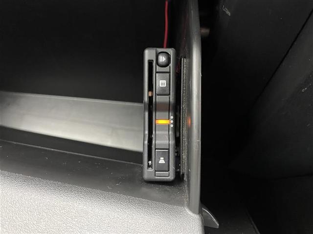 ◆整備工場も併設しております！より近くで車両の状態や修復状況を確認できるよう、安全面に加えて、清潔感や透明性などのデザイン性をしつらえたガラス張りの空間となっているので安心してご利用いただけます！