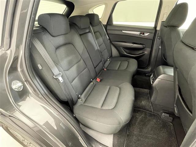 ◆中古車にこそ、充実のあんしん保証が必要です。重要基幹部品を対象とした、国産車最長１０年の保証サービスを提供しています。高額になりがちな修理代への不安を払拭します。