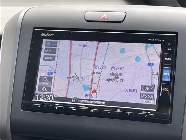 フリードハイブリッド ハイブリッド・Gホンダセンシング 禁煙車/純正SDナビ/バックカメラ/両側パワースライドドア/追従クルーズコントロール/LEDヘッドライト/スマートキー/Bluetooth/CD/DVD/USB/フルセグ/ビルトインETC(3枚目)