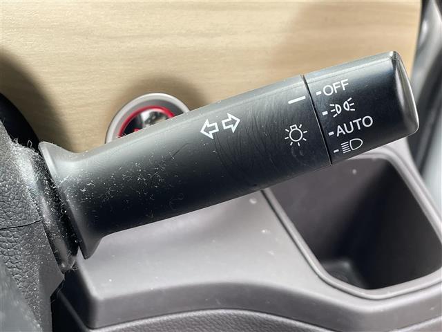 フリードハイブリッド ハイブリッド・Gホンダセンシング 禁煙車/純正SDナビ/バックカメラ/両側パワースライドドア/追従クルーズコントロール/LEDヘッドライト/スマートキー/Bluetooth/CD/DVD/USB/フルセグ/ビルトインETC(13枚目)