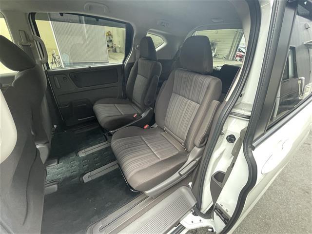 フリードハイブリッド ハイブリッド・Gホンダセンシング 禁煙車/純正SDナビ/バックカメラ/両側パワースライドドア/追従クルーズコントロール/LEDヘッドライト/スマートキー/Bluetooth/CD/DVD/USB/フルセグ/ビルトインETC(21枚目)