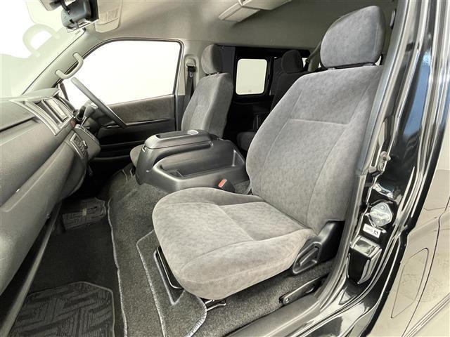 ◆中古車にこそ、充実のあんしん保証が必要です。重要基幹部品を対象とした、国産車最長１０年の保証サービスを提供しています。高額になりがちな修理代への不安を払拭します。