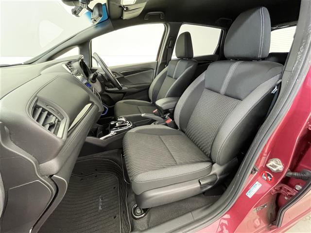 ◆中古車にこそ、充実のあんしん保証が必要です。重要基幹部品を対象とした、国産車最長１０年の保証サービスを提供しています。高額になりがちな修理代への不安を払拭します。