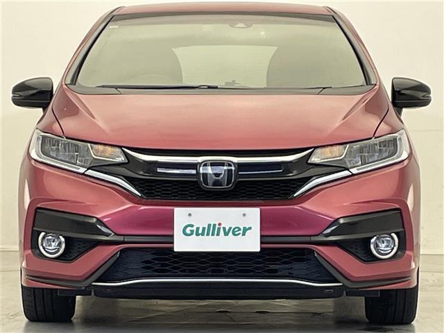 ◆入荷するクルマの品質に自信があるからこそ、車両により国産車最長１０年の有償保証がつけられます。エンジンやブレーキなどの重要部品はもちろん、エアコンやオーディオなども走行距離無制限で保証しています。