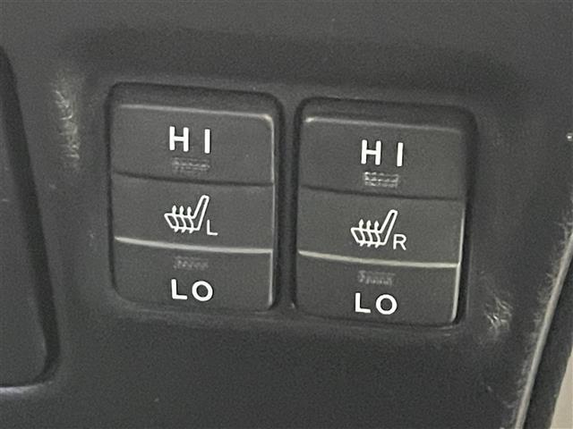 ヴォクシー ハイブリッドZS 煌II 禁煙車/純正10型ナビ/バックカメラ/両側パワースライドドア/クルーズコントロール/クリアランスソナー/レーンディパーチャーアラート/LED/オートマチックハイビーム/シートヒーター/ETC2.0(5枚目)