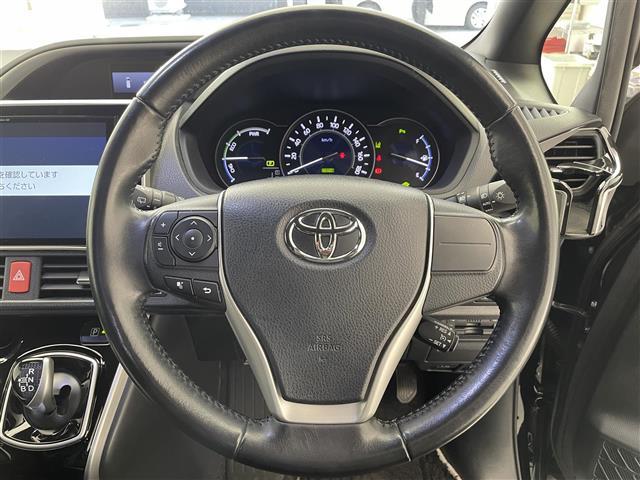 ヴォクシー ハイブリッドZS 煌II 禁煙車/純正10型ナビ/バックカメラ/両側パワースライドドア/クルーズコントロール/クリアランスソナー/レーンディパーチャーアラート/LED/オートマチックハイビーム/シートヒーター/ETC2.0(8枚目)