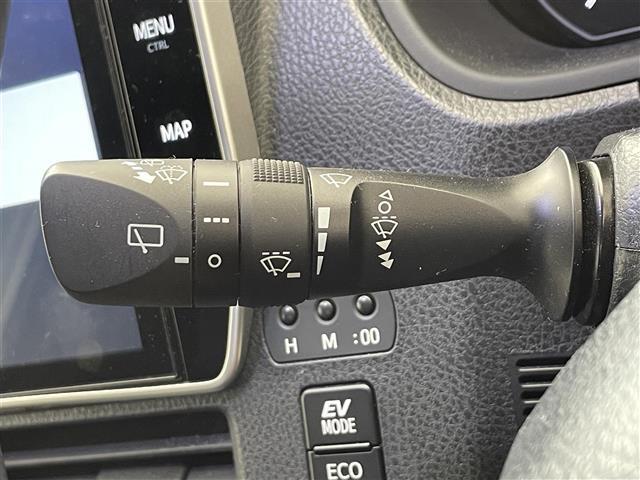 ヴォクシー ハイブリッドZS 煌II 禁煙車/純正10型ナビ/バックカメラ/両側パワースライドドア/クルーズコントロール/クリアランスソナー/レーンディパーチャーアラート/LED/オートマチックハイビーム/シートヒーター/ETC2.0(11枚目)