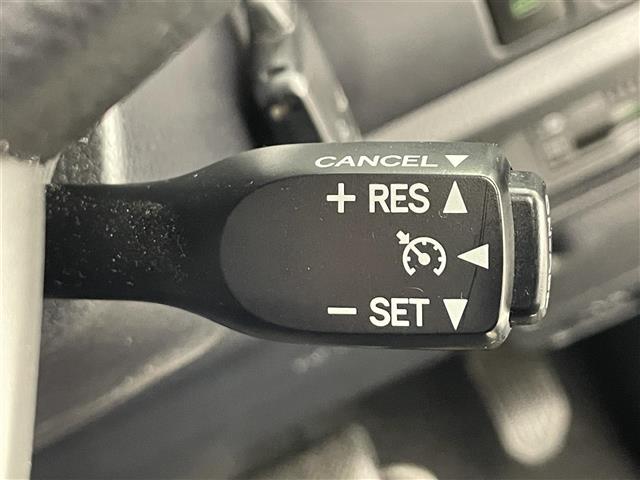 ヴォクシー ハイブリッドZS 煌II 禁煙車/純正10型ナビ/バックカメラ/両側パワースライドドア/クルーズコントロール/クリアランスソナー/レーンディパーチャーアラート/LED/オートマチックハイビーム/シートヒーター/ETC2.0(13枚目)