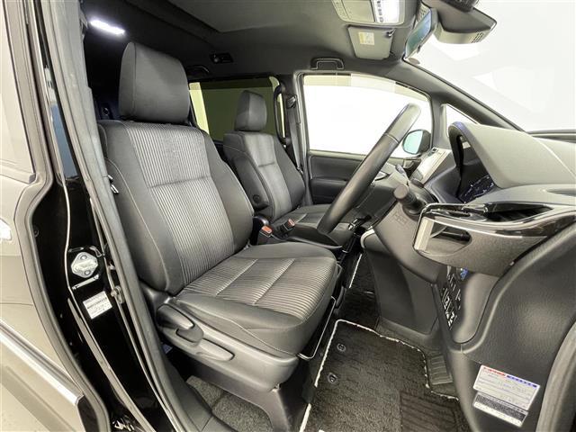 ヴォクシー ハイブリッドZS 煌II 禁煙車/純正10型ナビ/バックカメラ/両側パワースライドドア/クルーズコントロール/クリアランスソナー/レーンディパーチャーアラート/LED/オートマチックハイビーム/シートヒーター/ETC2.0(19枚目)