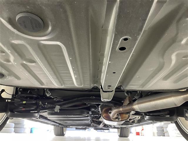 ヴォクシー ハイブリッドZS 煌II 禁煙車/純正10型ナビ/バックカメラ/両側パワースライドドア/クルーズコントロール/クリアランスソナー/レーンディパーチャーアラート/LED/オートマチックハイビーム/シートヒーター/ETC2.0(37枚目)