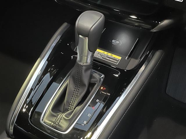 ヴェゼル e:HEV Z 登録済未使用車/純正9型ナビ/バックカメラ/ハーフレザー/ブラインドスポットインフォメーション/追従クルーズコントロール/LED/クリアランスソナー/シートヒーター/ワイヤレス充電/ETC2.0(15枚目)