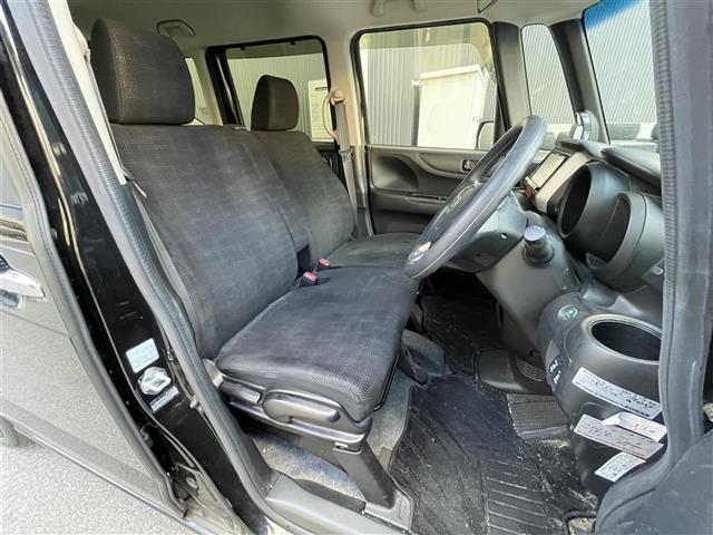 Ｎ－ＢＯＸ Ｇ　ＳＳパッケージ　社外７ナビ／バックカメラ／両側パワースライドドア／ＨＩＤヘッドライト／オートライト／シートヒーター／ビルトインＥＴＣ／プッシュスタート／スマートキー／社外フロアマット（18枚目）