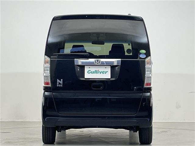 Ｎ－ＢＯＸ Ｇ　ＳＳパッケージ　社外７ナビ／バックカメラ／両側パワースライドドア／ＨＩＤヘッドライト／オートライト／シートヒーター／ビルトインＥＴＣ／プッシュスタート／スマートキー／社外フロアマット（28枚目）