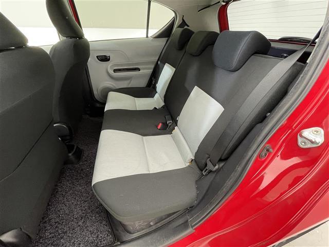 アクア Ｓ　禁煙車／社外オーディオ／ＬＥＤヘッドライト／オートライト／ＥＴＣ／プッシュスタート／スマートキー／ステアリングリモコン／純正フロアマット（20枚目）