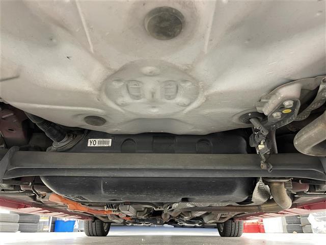 アクア Ｓ　禁煙車／社外オーディオ／ＬＥＤヘッドライト／オートライト／ＥＴＣ／プッシュスタート／スマートキー／ステアリングリモコン／純正フロアマット（34枚目）