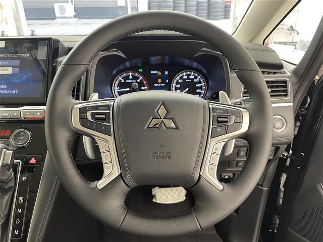 デリカＤ：５ ブラックエディション　登録済未使用車／全方位カメラ／両側パワースライドドア／レザーシート／追従クルーズコントロール／ブラインドスポットモニタリング／ＬＥＤ／オートハイビーム／Ｄ席パワーシート／シートヒーター／ＡＣ１００Ｖ（11枚目）