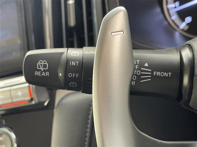 デリカＤ：５ ブラックエディション　登録済未使用車／全方位カメラ／両側パワースライドドア／レザーシート／追従クルーズコントロール／ブラインドスポットモニタリング／ＬＥＤ／オートハイビーム／Ｄ席パワーシート／シートヒーター／ＡＣ１００Ｖ（15枚目）