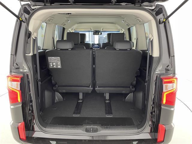 デリカＤ：５ ブラックエディション　登録済未使用車／全方位カメラ／両側パワースライドドア／レザーシート／追従クルーズコントロール／ブラインドスポットモニタリング／ＬＥＤ／オートハイビーム／Ｄ席パワーシート／シートヒーター／ＡＣ１００Ｖ（29枚目）