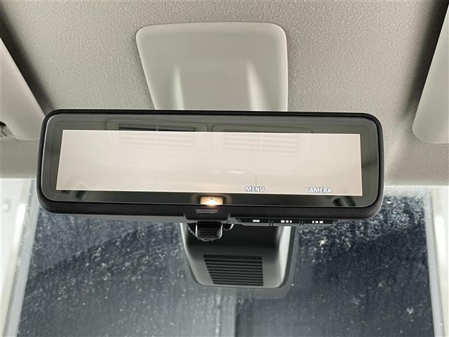 デリカミニ Ｔ　プレミアム　届出済未使用車／純正９型ディスプレイオーディオ／両側パワースライドドア／全方位カメラ／ハーフレザー／ＭＩ－ＰＩＬＯＴ／クリアランスソナー／ＬＥＤ／オートハイビーム／シートヒーター／ルーフレール（7枚目）