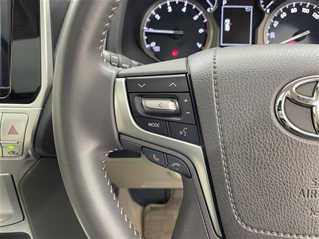 ランドクルーザープラド ＴＸ　Ｌパッケージ　禁煙車／純正９型ナビ／サンルーフ／レザーシート／バックカメラ／レーダークルーズコントロール／クリアランスソナー／ＬＥＤ／オートハイビーム／パワーシート／シートヒーター／シートベンチレーション／ＥＴＣ（11枚目）
