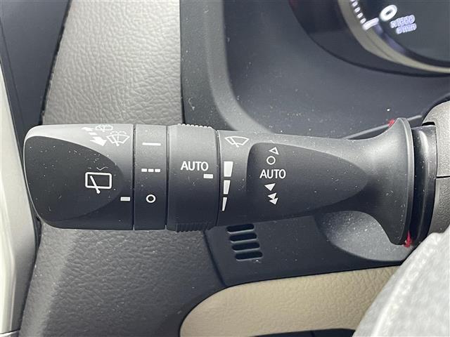 ランドクルーザープラド ＴＸ　Ｌパッケージ　禁煙車／純正９型ナビ／サンルーフ／レザーシート／バックカメラ／レーダークルーズコントロール／クリアランスソナー／ＬＥＤ／オートハイビーム／パワーシート／シートヒーター／シートベンチレーション／ＥＴＣ（13枚目）