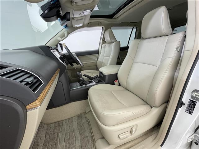 ランドクルーザープラド ＴＸ　Ｌパッケージ　禁煙車／純正９型ナビ／サンルーフ／レザーシート／バックカメラ／レーダークルーズコントロール／クリアランスソナー／ＬＥＤ／オートハイビーム／パワーシート／シートヒーター／シートベンチレーション／ＥＴＣ（22枚目）