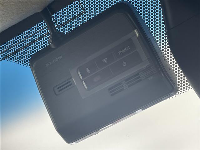 ランドクルーザープラド ＴＸ　Ｌパッケージ　禁煙車／ＡＬＰＩＮＥ９型ナビ／サンルーフ／レザーシート／モデリスタエアロ／バックカメラ／レーダークルーズコントロール／クリアランスソナー／ＬＥＤ／オートハイビーム／パワーシート／シートヒーター／ＥＴＣ（6枚目）