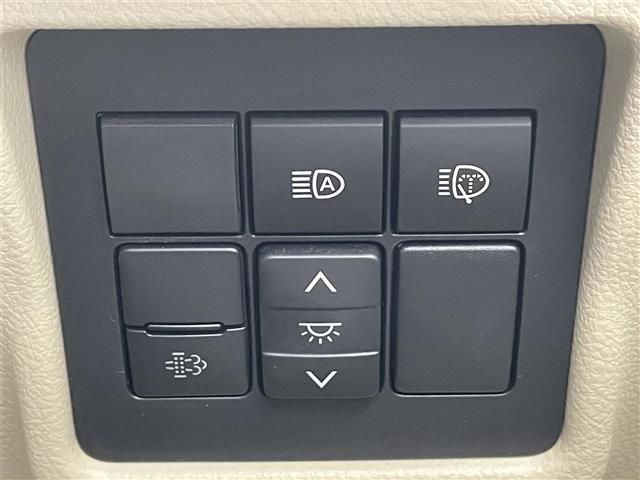 ランドクルーザープラド ＴＸ　Ｌパッケージ　禁煙車／ＡＬＰＩＮＥ９型ナビ／サンルーフ／レザーシート／モデリスタエアロ／バックカメラ／レーダークルーズコントロール／クリアランスソナー／ＬＥＤ／オートハイビーム／パワーシート／シートヒーター／ＥＴＣ（9枚目）