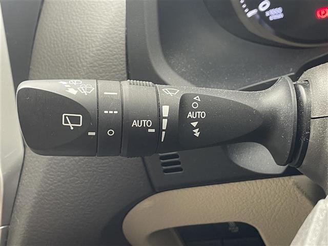 ランドクルーザープラド ＴＸ　Ｌパッケージ　禁煙車／ＡＬＰＩＮＥ９型ナビ／サンルーフ／レザーシート／モデリスタエアロ／バックカメラ／レーダークルーズコントロール／クリアランスソナー／ＬＥＤ／オートハイビーム／パワーシート／シートヒーター／ＥＴＣ（19枚目）