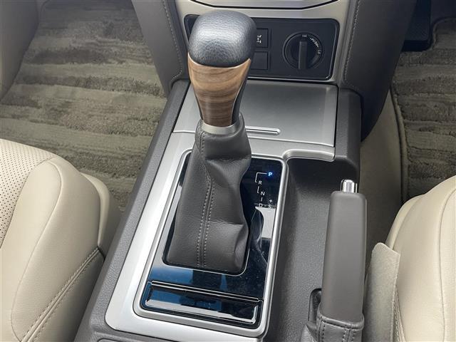 ランドクルーザープラド ＴＸ　Ｌパッケージ　禁煙車／ＡＬＰＩＮＥ９型ナビ／サンルーフ／レザーシート／モデリスタエアロ／バックカメラ／レーダークルーズコントロール／クリアランスソナー／ＬＥＤ／オートハイビーム／パワーシート／シートヒーター／ＥＴＣ（21枚目）