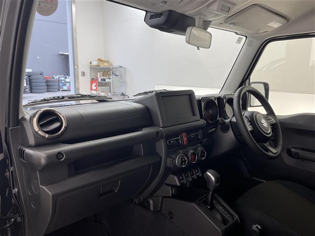 ジムニーノマド ＦＣ　禁煙車／追従クルーズコントロール／リアソナー／衝突軽減ブレーキ／ＬＥＤヘッドライト／オートマチックハイビーム／ヒルディセントコントロール／シートヒーター／純正フロアマット／プッシュスタート（16枚目）