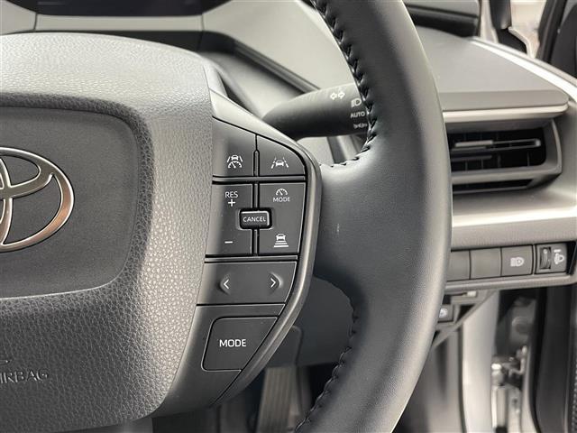 プリウス Ｘ　禁煙車／純正７型ナビ／バックカメラ／追従クルーズコントロール／レーントレーシングアシスト／ＬＥＤ／オートマチックハイビーム／クリアランスソナー／ブラインドスポットモニター／ドラレコ／ＥＴＣ２．０（16枚目）